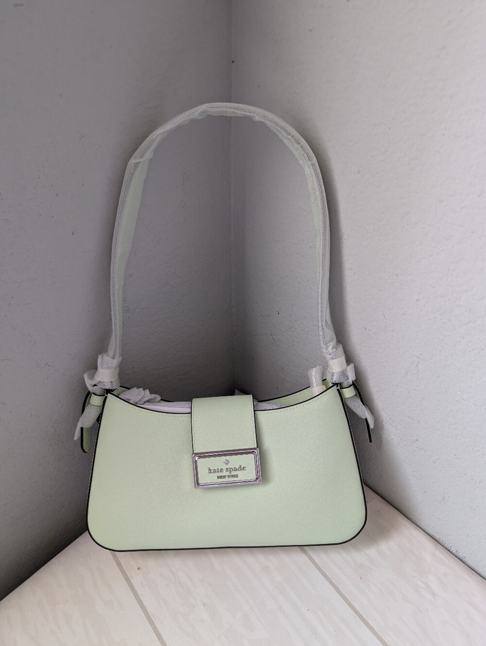 NWT Kate Spade KG185  Reegan Saffiano Leather Shoulder Bag Lime Frosting
